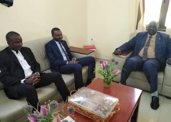 رئيس المفوضية القومية لحقوق الانسان يلتقي حاكم النيل الازرق