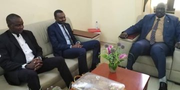 رئيس المفوضية القومية لحقوق الانسان يلتقي حاكم النيل الازرق