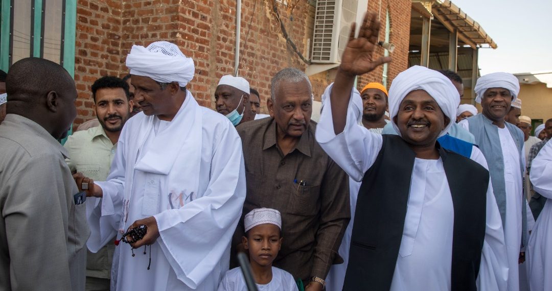 دقلو يسجل زيارة نادرة لجزيرة توتي