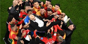 كأول فريق عربي وأفريقي….المغرب يتاهل لنصف نهائي المونديال بعد فوزه علي البرتغال