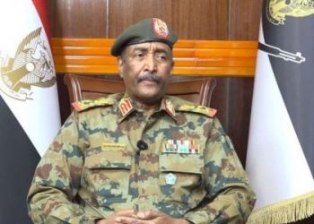 البرهان يصدر قرارات بترقية مئات الضباط