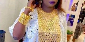 مطربة سودانية تحصل علي 2 مليار و200الف نقطة