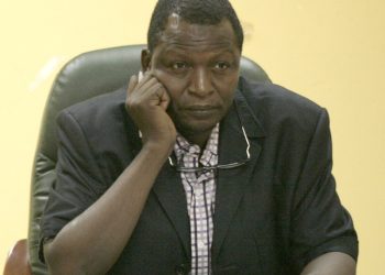 أسامة عطا المنان يثير الجدل