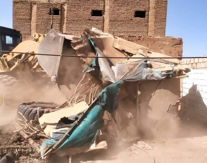 جهاز حماية الأراضي بحري ينفذ حملة كبرى لإزالة السكن العشوائي