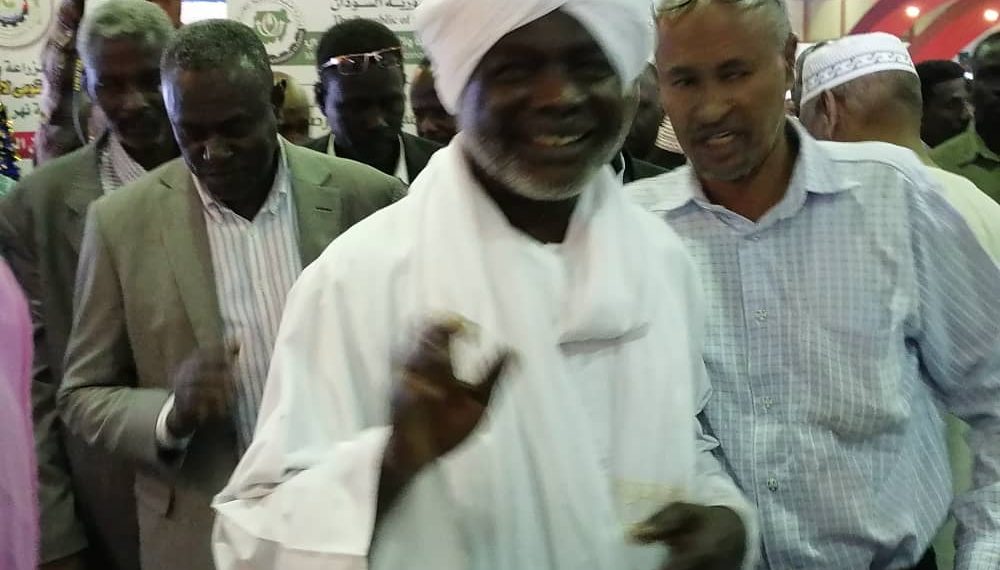 جبريل: يزور جناح وزارة المالية بمعرض الخرطوم الدولي