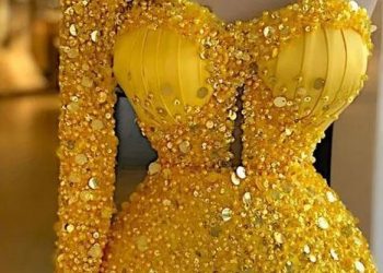 فستان مصنوع من الذهب  يثير جدلًا واسعًا في وسائل التواصل الاجتماعي