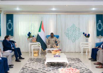 نائب رئيس مجلس السيادة يستقبل الخبير المستقل لحقوق الإنسان