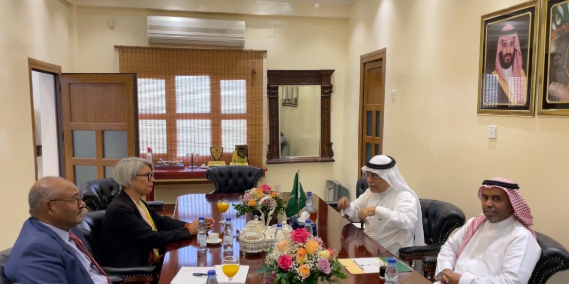 السفير السعودي يستقبل مبعوث الاتحاد الأوروبي الخاص للقرن الافريقي