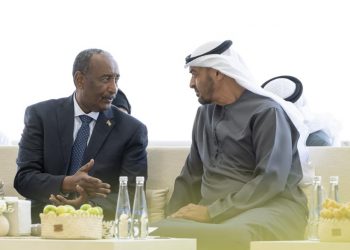 البرهان وبن زايد  يعقدان جلسة مباحثات مشتركة