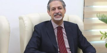 السفير المصري يشرف لقاء الهلال والاهلي ويؤكد أن العلاقات بين البلدين في تطور مستمر