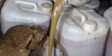 انتشار زيت  قاتل  بأسواق غرب كردفان