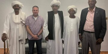 القنصل العام المصرى فى الخرطوم يستقبل المك/ عجيب الهادى
