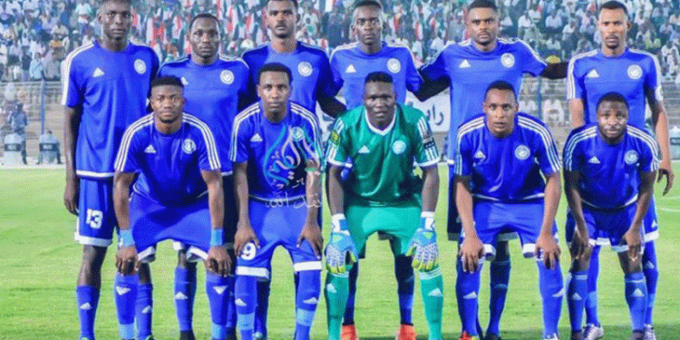 الهلال يتجاهل الاهلي المصري