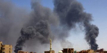 تجدد الاشتباكات في محيط القصر الجمهوري