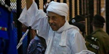 عبدالرحيم محمد حسين وهو في محكمة قبل الحرب