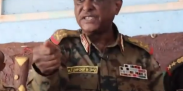 ياسر العطا يسب امريكا والمجتمع الدولي