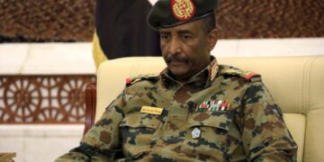 البرهان-يعرض-التنحي-عن-قيادة-الجيش-عقب-محاولة-اغتياله