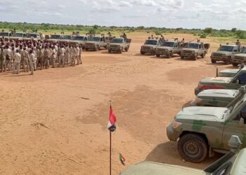 متحركات عسكرية ضخمة لقوات الدعم السريع تصل أم روابة