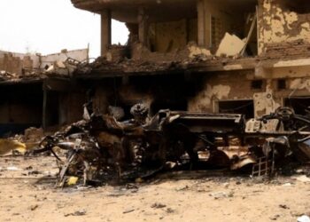 قصف الطيران الحربي العشوائي واستهداف المدنيين