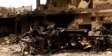 قصف الطيران الحربي العشوائي واستهداف المدنيين
