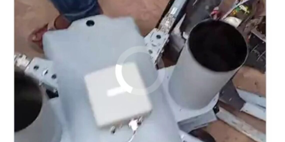 20 مسيرة موجهة تهاجم مطار وسوق عطبرة