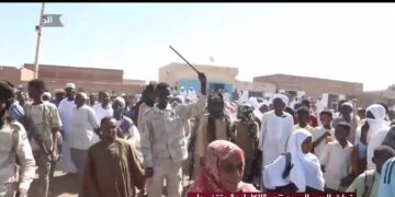 القائد أحمد يعقوب يتفقد الأوضاع بمدارس “الجميعابي” بمحلية الكاملين